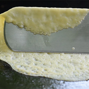 Spatula lunga Premium Campingaz - 2000035411 preparare clatite