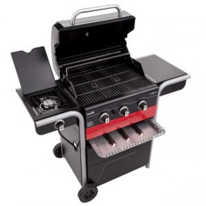 Gratar pe gaz si carbuni hibrid Char-Broil Gas2Coal 330 cu 3 arzatoare - 140723 capac deschis