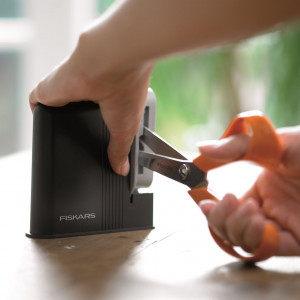 FISKARS Dispozitiv pentru ascutit foarfeci Fiskars Functional Form - 1000812 - Img 4