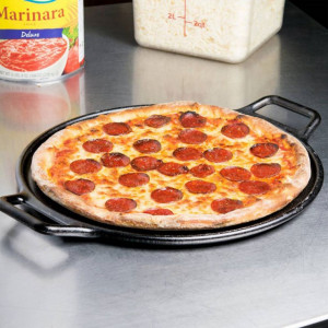 Tigaie din fonta pentru pizza Lodge 36 cm - L-P14P3 4