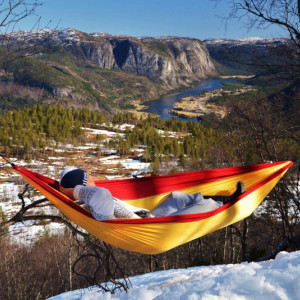 Hamac Ticket to the Moon King Size Dark Yellow - Burgundy - TMK3734 montat
