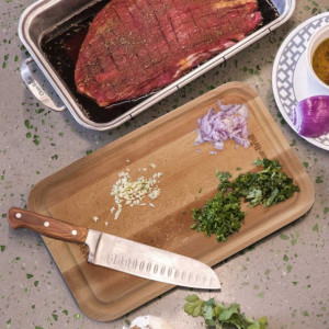 Tava din inox cu tocator de lemn Char-Broil - 140014 prezentare