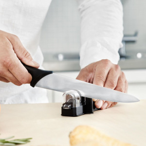 FISKARS Cutit pentru bucatarie Fiskars Essential, 21 cm, otel inoxidabil - 1023776 - Img 2