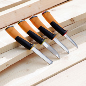 FISKARS Cutit universal Fiskars, cu ascutitor - 1023618 - Img 6