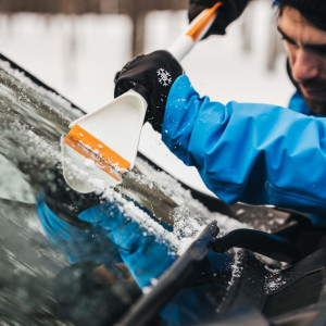 FISKARS Perie si racleta pentru gheata Fiskars SnowXpert 670 mm, 221 g - 1019352 - Img 4