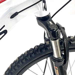 Bicicleta BR Tornado 24", 21 viteze, frane pe disc, cadru din aluminiu 13", manete secventiale, alb/rosu - Img 2
