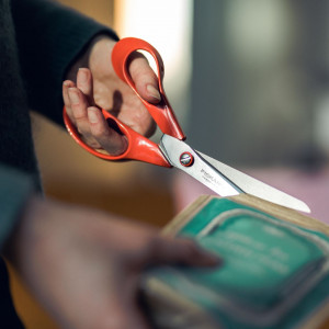 FISKARS Foarfeca uz general pentru stangaci Fiskars Classic, 21 cm, 90 g - 1000814 - Img 5