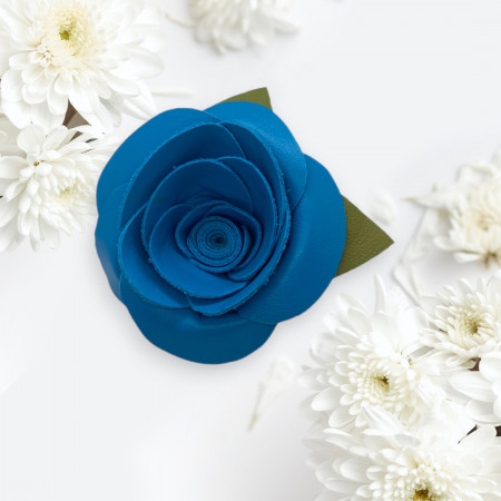 Brosa Trandafir din piele albastru
