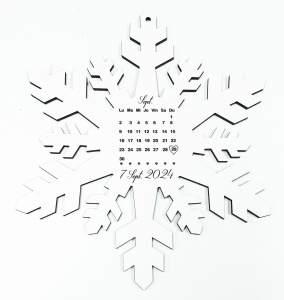 Fulg din lemn alb personalizat – Save the Date + calendar – gravură față-verso, 30 cm - Img 2