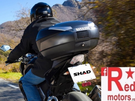 Top case SHAD SH48 Gri inchis with backrest, carbon cover and PREMIUM SMART lock - Img 4