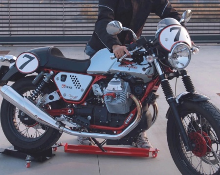 Motomoving LV8 GARAGE &amp; TRACK E300MM+ use with all motorcycles and scooters equipped with a central stand - Img 2