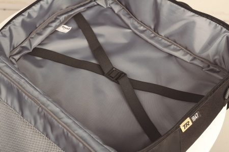 Cutie laterala aluminiu SHAD Terra TR36 D0TR36100RB Editie Black dreapta - Img 4
