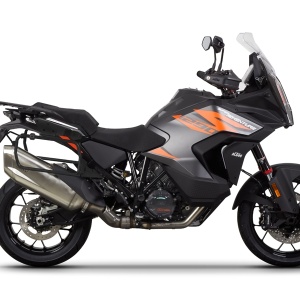 Complete set of black aluminum cases SHAD TERRA, 48L topcase + 36L side left case / 47L side right case, including mounting kit and plate SHAD KTM Super Adventure 1290 (R, S) - Img 19