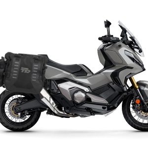 Complete set of SHAD TERRA TR40 adventure saddlebags, including mounting kit SHAD SUZUKI DL 1000 V-Strom/ DL 1050 V-Strom