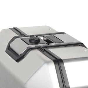 Set complet de cutii de aluminiu SHAD TERRA, 48L cutie centrala si 47L / 47L cutii laterale, incluzand kit montaj si placa SHAD SUZUKI DL 1000 V-Strom/ DL 1050 V-Strom - Img 10