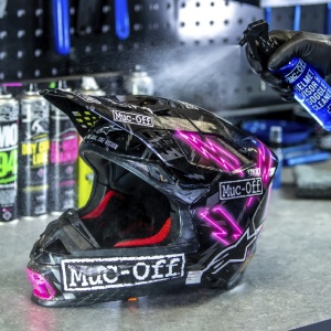 Visor, lens & goggle cleaner MUC-OFF 219 250ml - Img 2