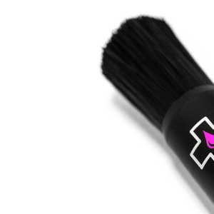 Drivetrain detailing brush MUC-OFF 368 - Img 3