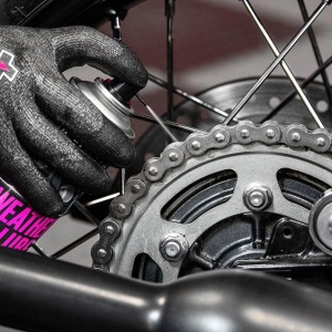 All-Weather chain lube MUC-OFF 637 - Img 5