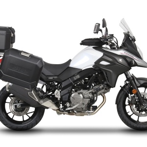 Set complet de cutii de aluminiu SHAD TERRA NEGRU, 48L cutie centrala si 36L / 36L cutii laterale, incluzand kit de montaj si placa SHAD SUZUKI DL 650 V-Strom