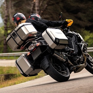 Complete set of aluminum cases SHAD TERRA, 55L topcase + 36L / 47L side cases, including mounting kit and plate SHAD Benelli TRK 502 X 2022 - - Img 17