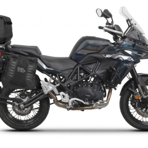 Set of SHAD TERRA TR40 adventure saddlebags and SHAD TERRA rear bag TR50, including mounting kit SHAD BENELLI TRK 502X