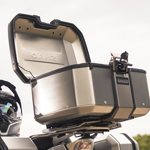 Complete set of aluminum cases SHAD TERRA, 55L topcase + 36L / 47L side cases, including mounting kit and plate SHAD CF Moto 800MT - Img 15