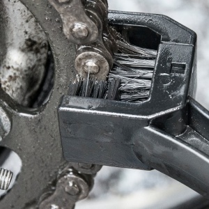 Motorcycle chain brush MUC-OFF 350 - Img 6