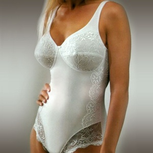 Body Modelator GIO'S, Cupe fara Armatura, CORSET CARLA - ALB