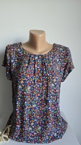 Bluza dama ANESIA din Viscoza, Guler rotund, Maneca Scurta, MARCELA, Bleumarin-FLORAL - Img 2