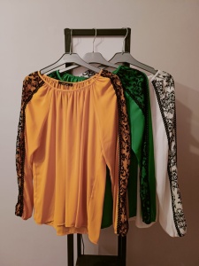 Bluza dama Anesia din Voal Uni, Maneca Lunga cu Dantela Aplicata, Verde - Img 3