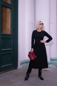 Rochie Dama Tricotata HERMINA, Evazata 421 NEGRU