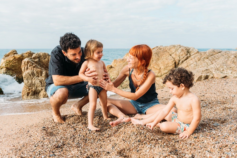 Protecție solară pentru toata familia: cum să alegi crema cu SPF