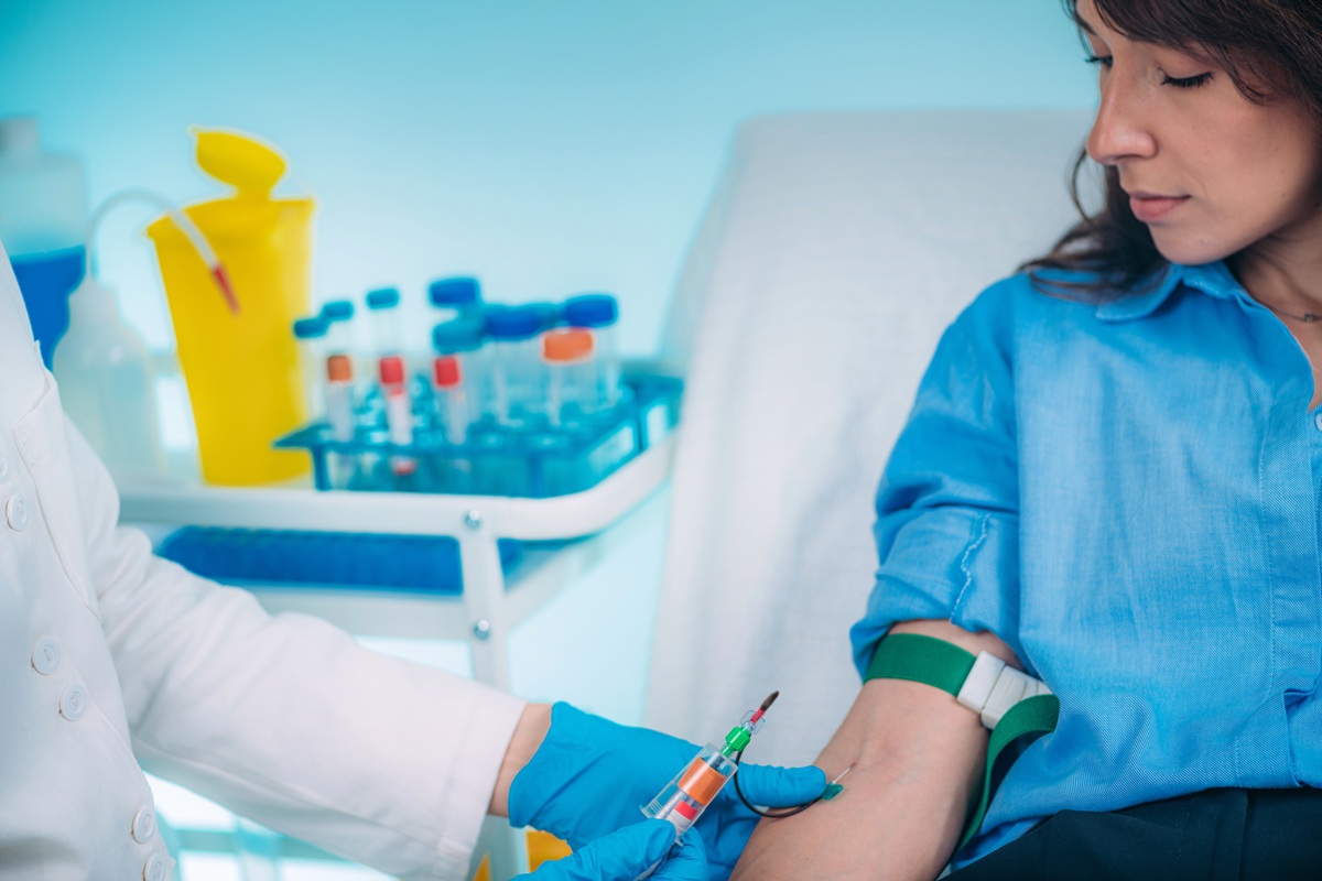 Ce analize medicale trebuie să faci anual dacă ești femeie