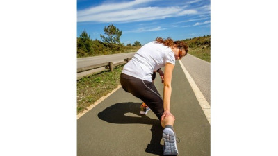 Tot ce trebuie să știi despre crampele musculare (cârcei): de ce apar și cum le poți preveni