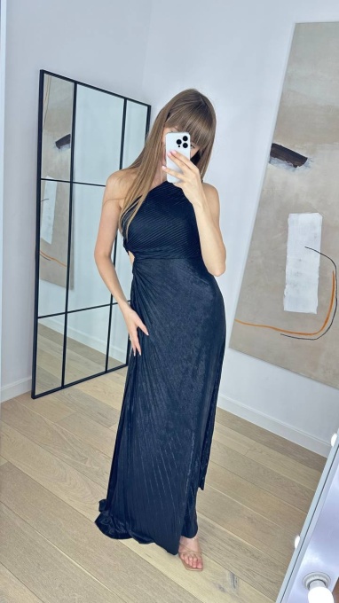 Rochie Lunga, Umarul gol, Evazata si eleganta, Negru