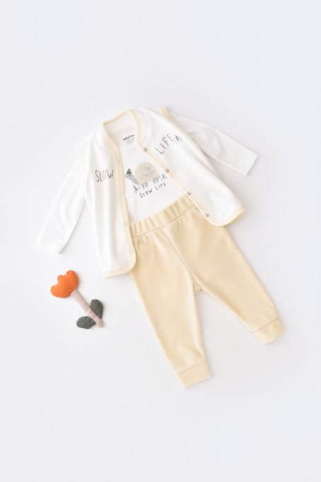 Set 3 piese Broscuta cu body, pantalonasi si vestuta din 80%bumbac organic si 20% poliester - Crem, BabyCosy (Marime: 3-6 Luni)