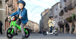 Bicicleta fara pedale Balance bike Runner verde neon Dino Bikes cu roti de 12”( fara cutia originala)