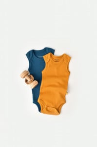 Set 2 body-uri fara maneci bebe unisex din bumbac organic si modal - Bleumarin/Sofran, BabyCosy (Marime: 12-18 Luni)