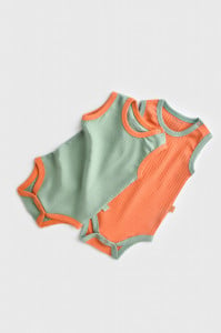 Set 2 body-uri fara maneci Ribana Bebe Unisex din bumbac organic si 5%elastan - Portocaliu/Verde BabyCosy (Marime: 9-12 luni)