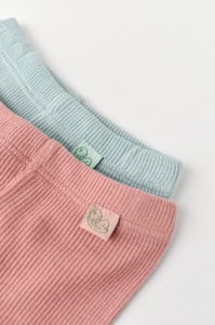 Set 2 pantaloni cu botosei bebe unisex din bumbac organic si modal - Mint/Rose, BabyCosy (Marime: 6-9 luni)