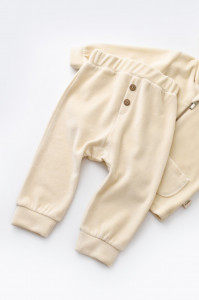 Set Ursulet cu bluzita cu fermoar si gluga si pantaloni lungi din 80%bumbac organic si 20% poliester - Crem, BabyCosy (Marime: 12-18 Luni)