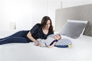 Babymoov - Husa pentru perna multifunctionala 3 in 1 Mum & B Navy - Img 3