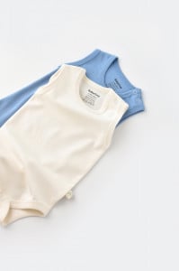 Set 2 body-uri fara maneci bebe unisex -100% bumbac organic - Ecru/Bleu, BabyCosy (Marime: 12-18 Luni)