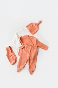 Set de 5 piese pentru nou nascut - 100% bumbac organic - Roz Piersica, BabyCosy