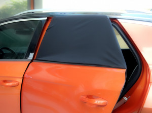 Set 2 bucati parasolar auto BabyJem Sun Shade Cover (Model: 47x107 cm)