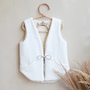 Vesta pentru fetita, reversibila, dublat, bumbac brodat Ecru si tesatura bucle Crem, Teddy by BabyLy, 104 110, 3-5 ani