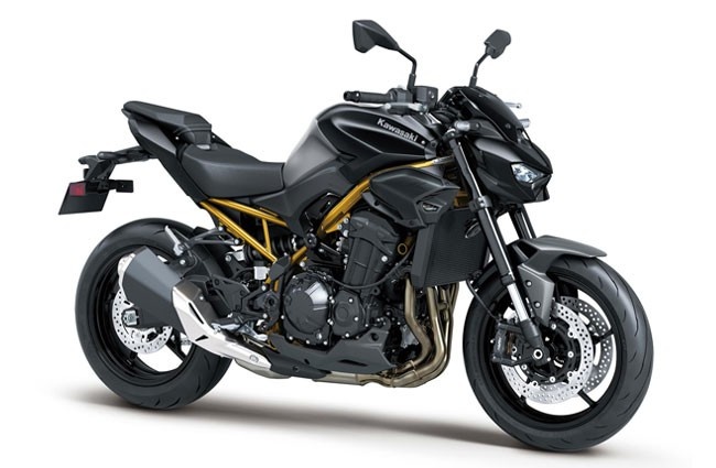 KAWASAKI Z900 2026