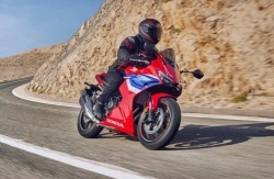 HONDA CBR500R ABS 2025 - Img 3