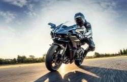 KAWASAKI NINJA H2R 2025
