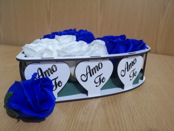 Caixa Coração Amo-te Com Rosas Modelo 2